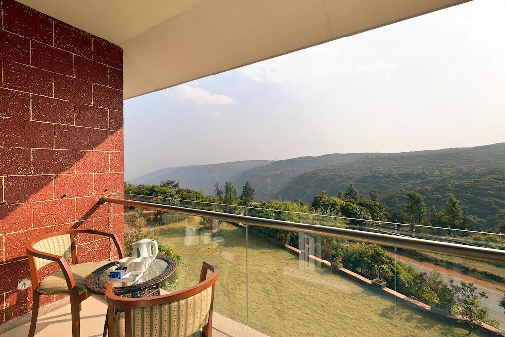 Bella Vista Resort Mahābaleshwar Exteriör bild