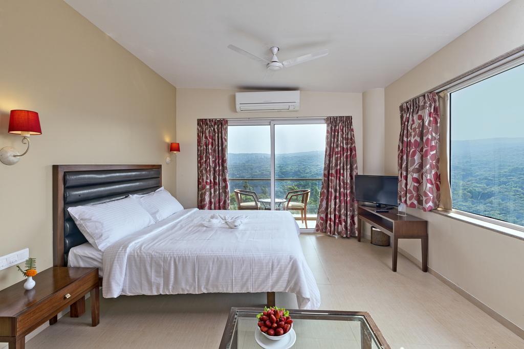 Bella Vista Resort Mahābaleshwar Exteriör bild