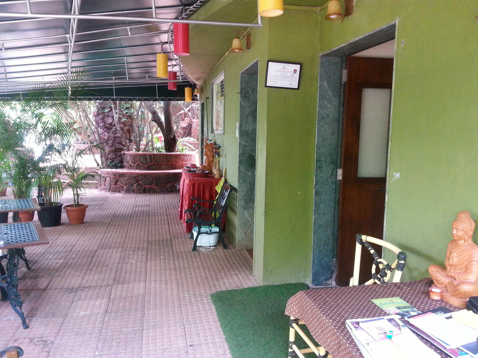 Bella Vista Resort Mahābaleshwar Exteriör bild